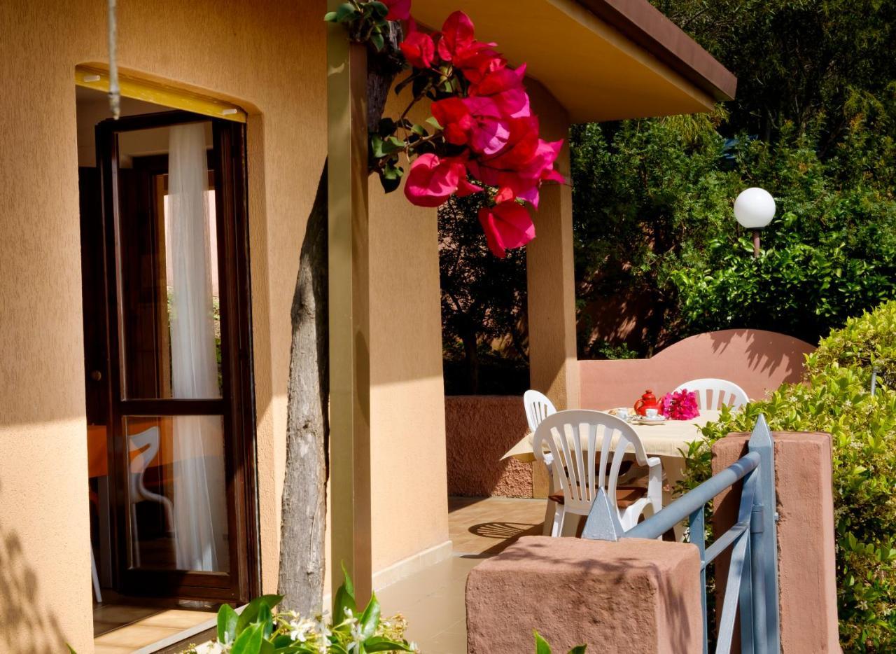 Residence Appartamenti Caffarena Arbatax Exterior photo