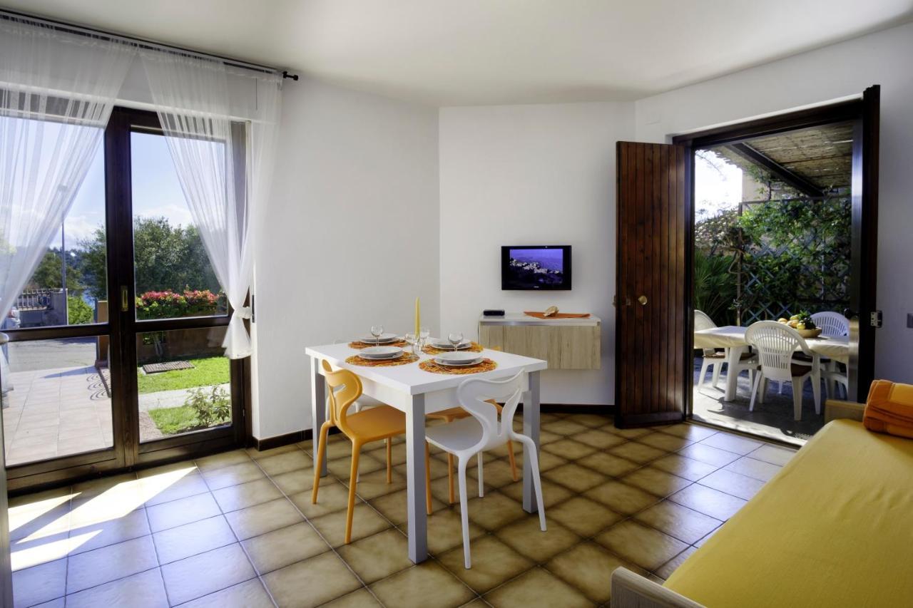 Residence Appartamenti Caffarena Arbatax Exterior photo